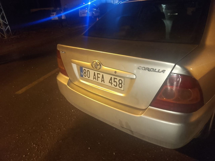 Osmaniye’de iki otomobil çarpıştı: 2 yaralı - Resim: 4