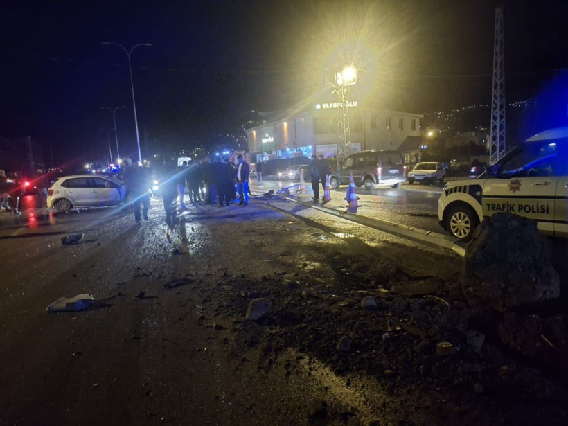 Osmaniye’de iki otomobil çarpıştı: 2 yaralı - Resim: 2