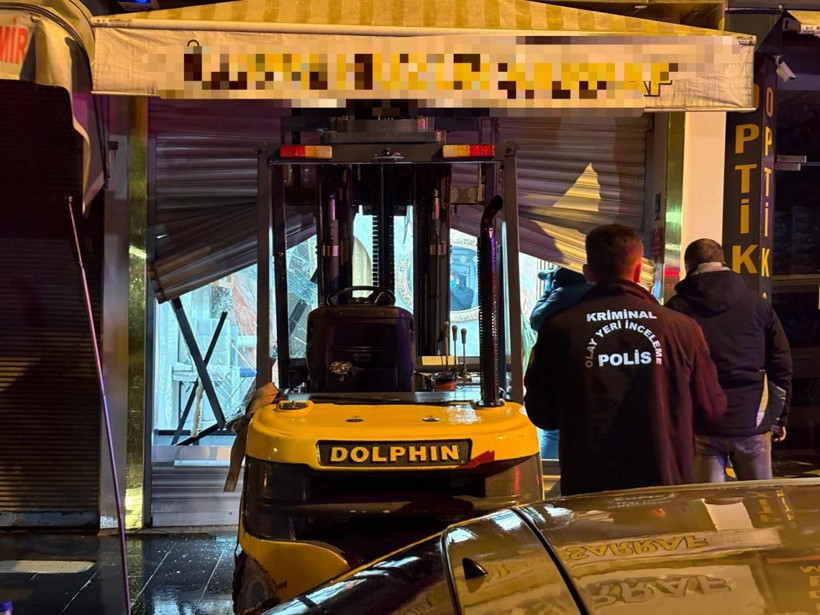 Kayseri'de sıra dışı kuyumcu soygunu! Forkliftle soyup eşekle kaçtı - Resim: 1