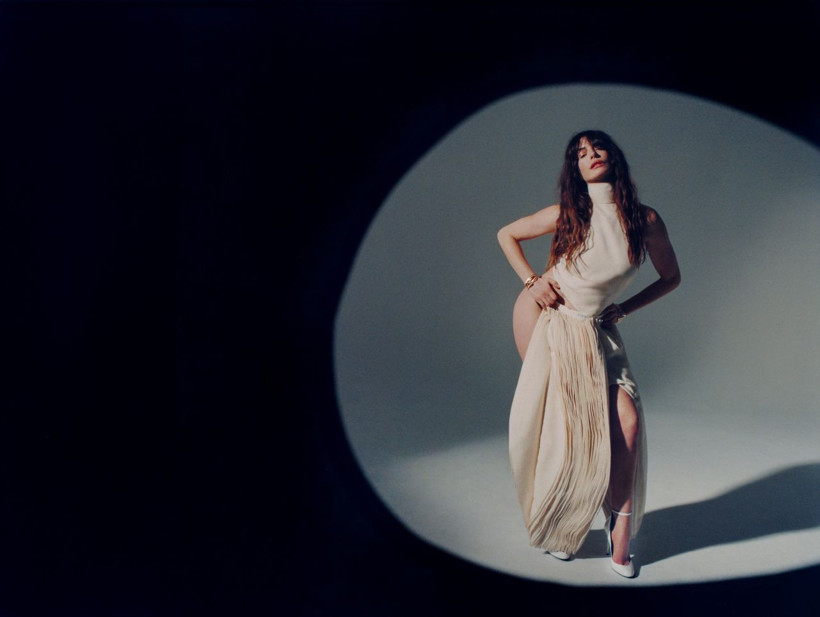 Dünyanın en güzel kadını Müslüman mı oluyor? "İnşallah" diyerek cevap verdi - Fotoğraf: 2