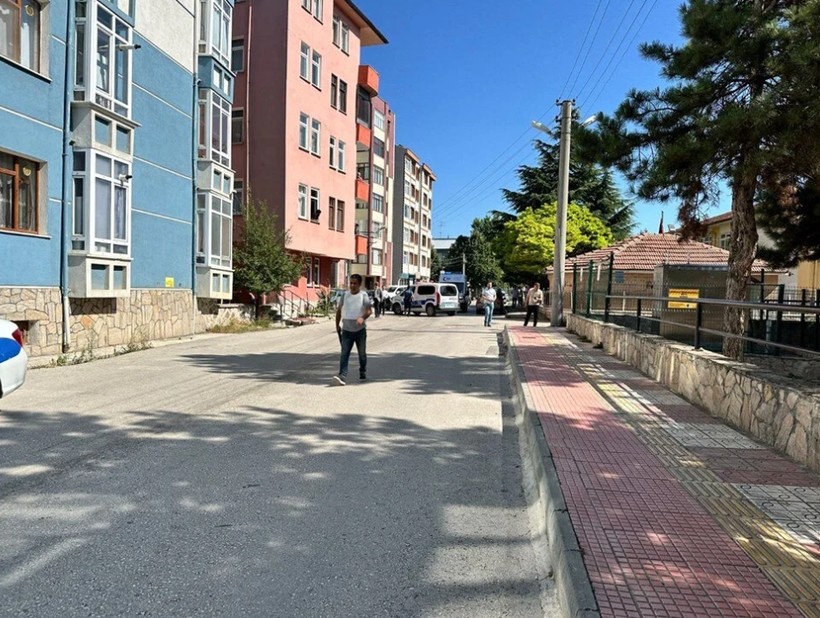 Firari hükümlü, operasyon düzenleyen polislere ateş açtı: 1 şehit, 1 yaralı - Resim: 2
