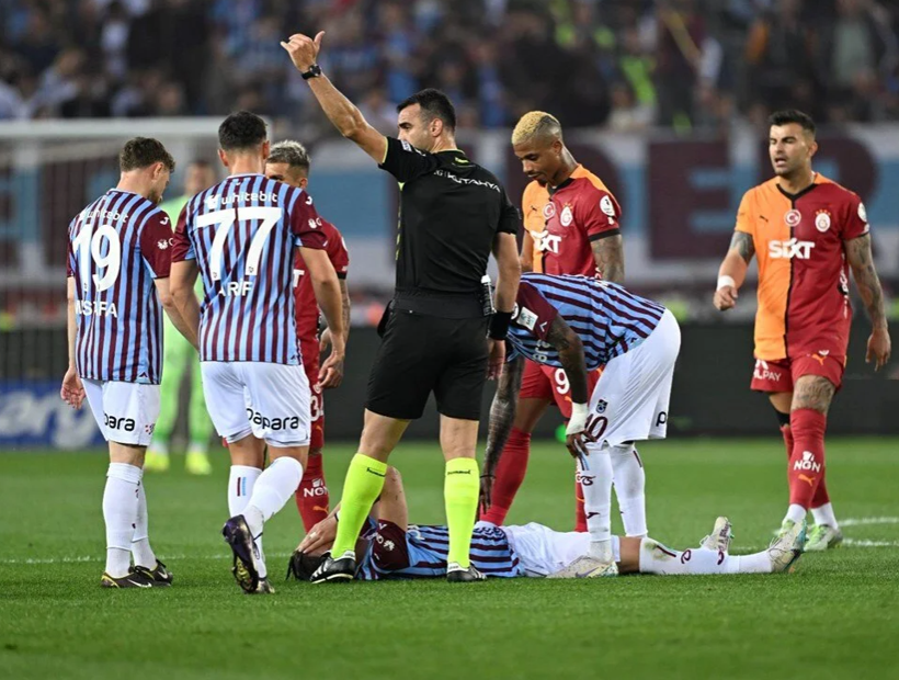 Dev final öncesi büyük gerginlik! Trabzonspor ile Galatasaray taraftarı birbirine girdi - Resim: 3