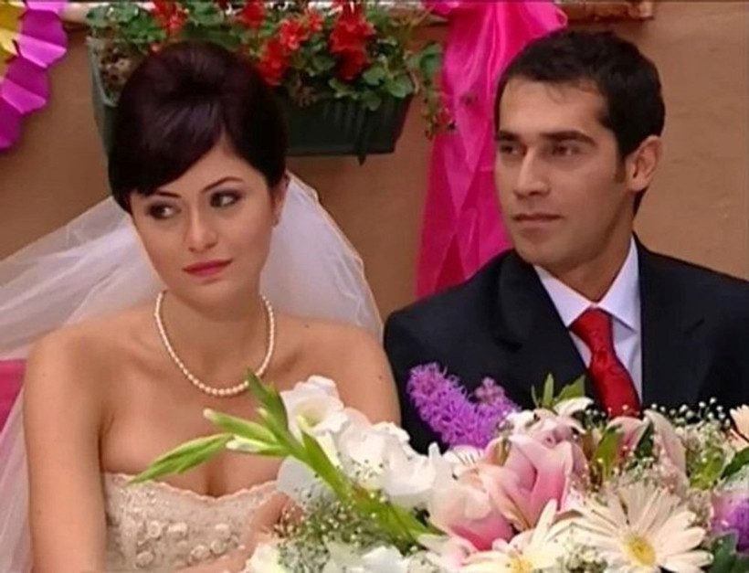 Milyonların 'Ferhunde'si Deniz Çakır'dan itiraf: Hüngür hüngür ağladım - Resim: 4