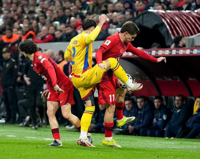 Rumen futbolcu soyunma odasını savaş alanına çevirdi: Türkiye mağlubiyetini kaldıramadı! - Fotoğraf: 8