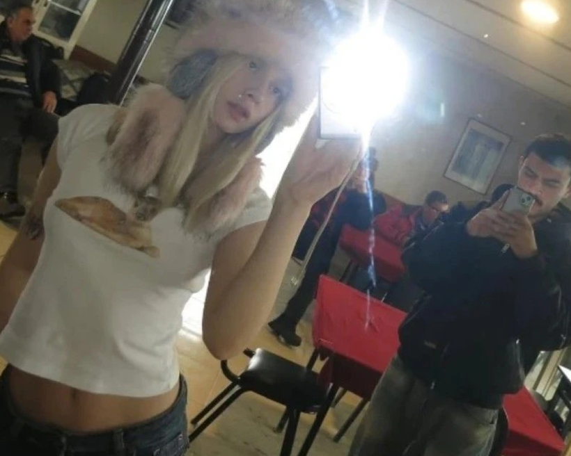 Aleyna Tilki kahvehaneye gitti çay içti! Amcalarla verdiği pozlara bakın - Resim: 3