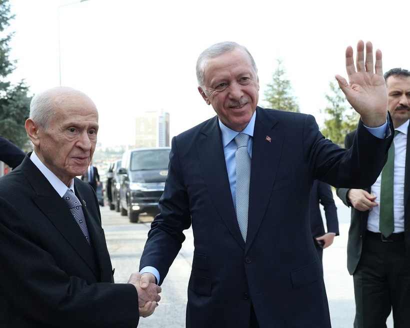 Cumhurbaşkanı Erdoğan, Devlet Bahçeli ile bir araya geldi - Resim: 2