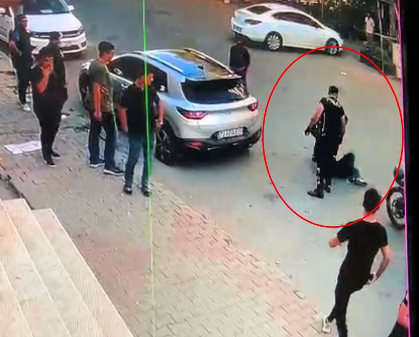Şüpheliler ile polisler arasında arbede çıktı - Resim: 1