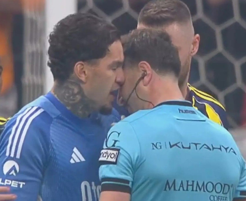 Fenerbahçe'de Ederson ile hakem Yasin Kol kafa kafaya geldi! Kırmızı kartla atıldı - Fotoğraf: 3