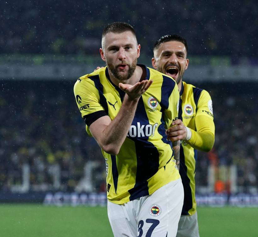 Fenerbahçe’de Skriniar transferi için Mourinho sahada: “Seninle yeniden çalışmak istiyorum!” - Resim: 4