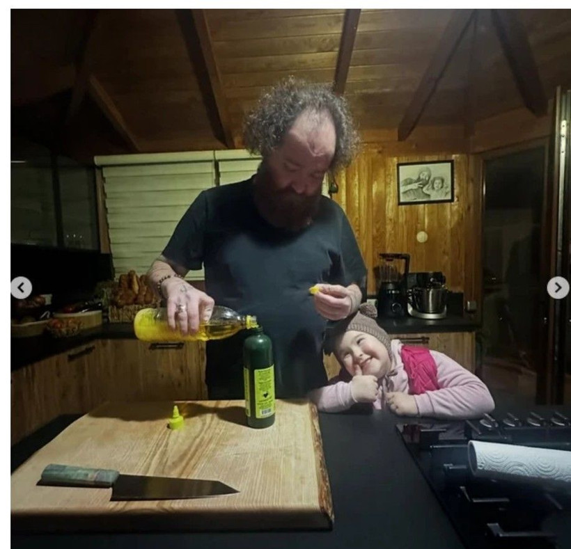 Eren Kaşıkçı'nın eşi ve kızı Maya kimdir? Masterchef Kızıl Sakal neden öldü - Fotoğraf: 3