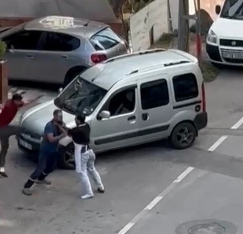 Eşine arkadaşlık teklif edenin iş yerini bastı: Öldüresiye dövülüp bıçaklandı! - Resim: 4