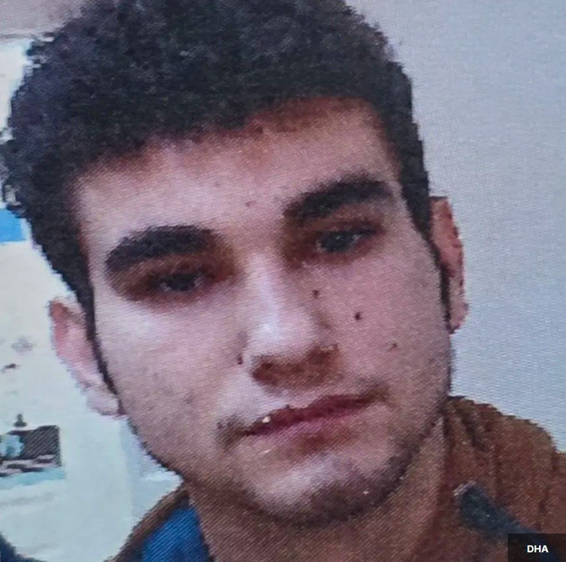 Türk kaptan tutuklandı! internet kablosu yüzünden tutuklandı - Resim: 2