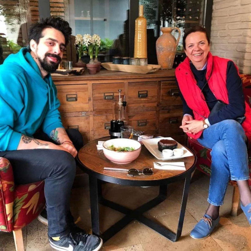 Eski sevgilisini darbetmişti: Ünlü oyuncunun oğlu çıktı - Resim: 2