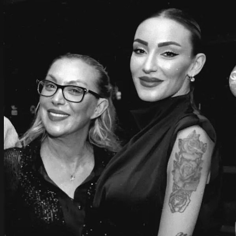 Güllü'nün kızı Tuğyan Ülkem Gülter'den dikkat çeken paylaşım - Resim: 4