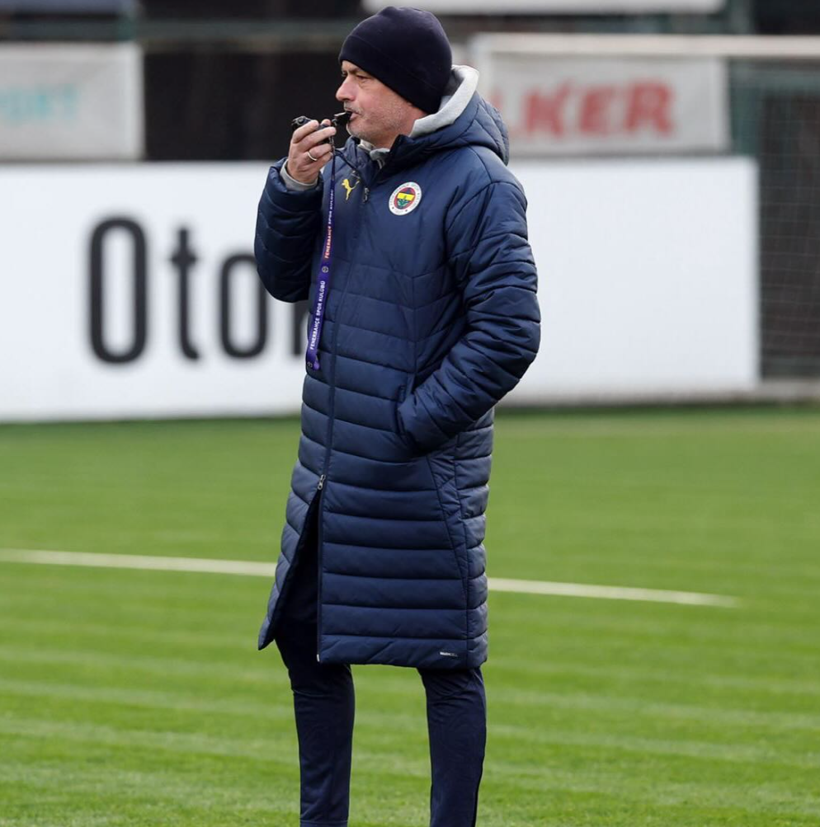 Mourinho, İsmail Kartal'ı sadece bir kez yakaladı! Fenerbahçe'de şaşkına çeviren tablo - Fotoğraf: 2