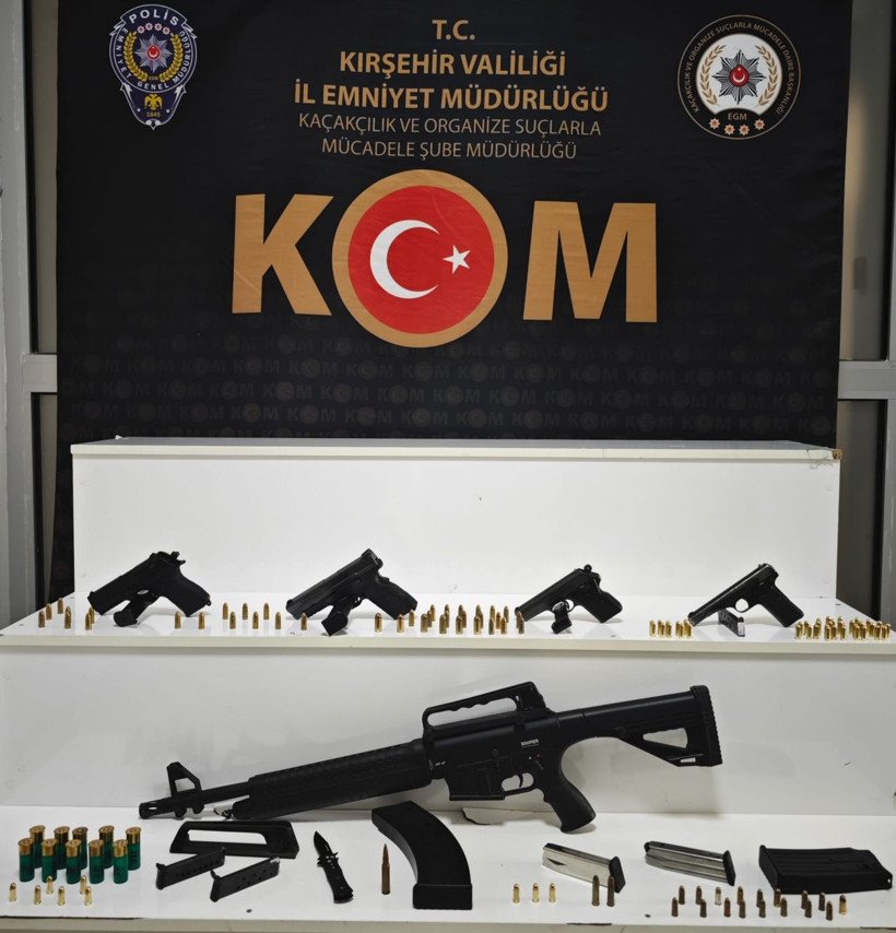 Kırşehir'de kaçak silah ticaretine 7 gözaltı - Fotoğraf: 2