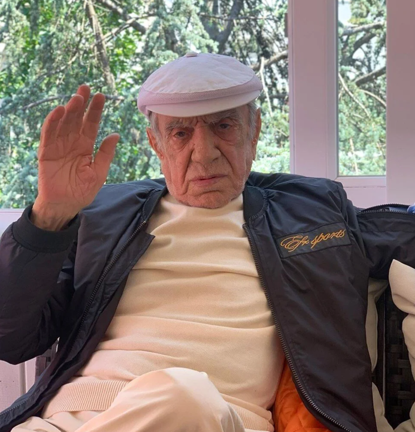 Aydemir Akbaş son yolculuğuna uğurlandı: Böyle bir dost yok - Resim: 2