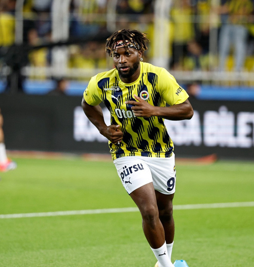 Fenerbahçe'de yeni kriz! Mourinho oyuncusuyla kapıştı! Eleştiriyi kaldıramadı cevabını verdi - Fotoğraf: 6