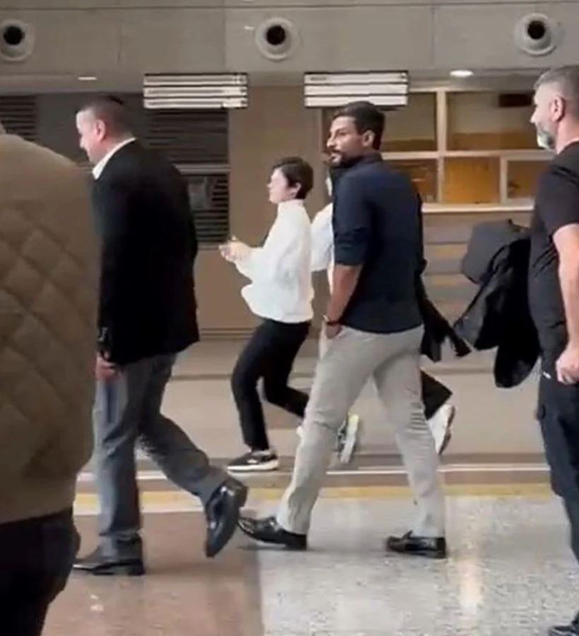 Dilan Polat 2. sezon devam ediyor! Kardeşiyle dudak dudağa öpüşmesini böyle izah etti - Resim: 4