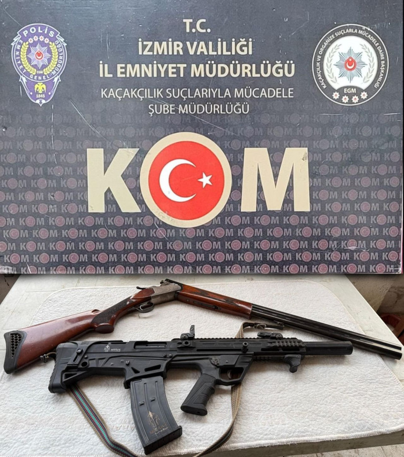 İzmir’deki operasyonda 1142 adet tarihi eser ele geçirildi - Resim: 1