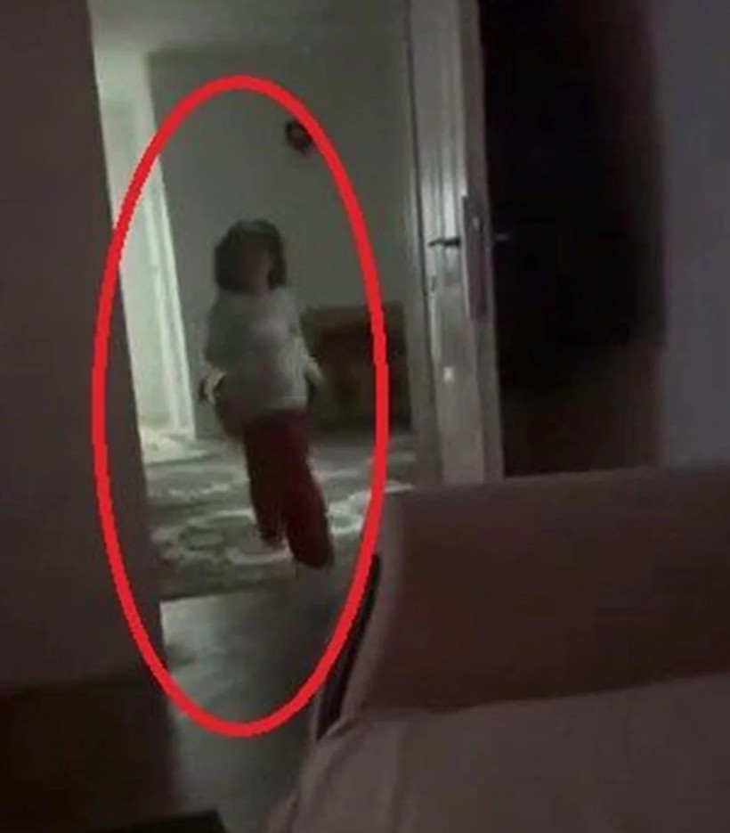 Narin Güran'ın yeni görüntüleri ortaya çıktı! Odadaki iki kişi faili olmakla suçlanıyor! - Resim: 2