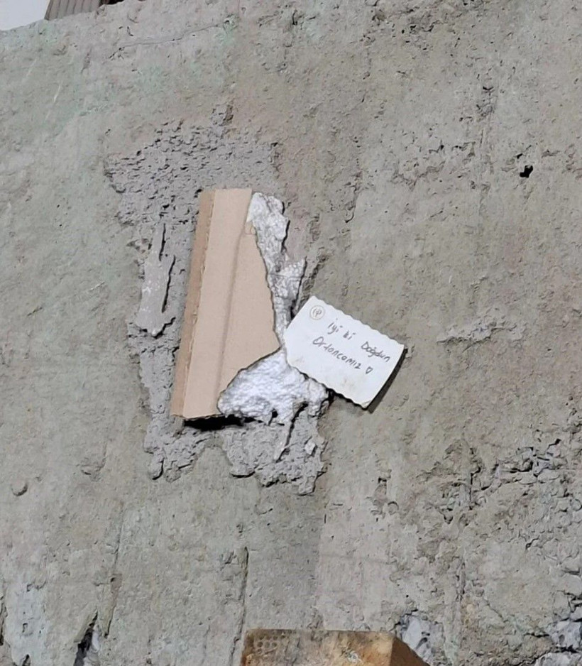 Gebze'de çöken binada 4 kişi öldü: Bilir ailesinden geriye bu not ve fotoğraf kaldı - Fotoğraf: 5