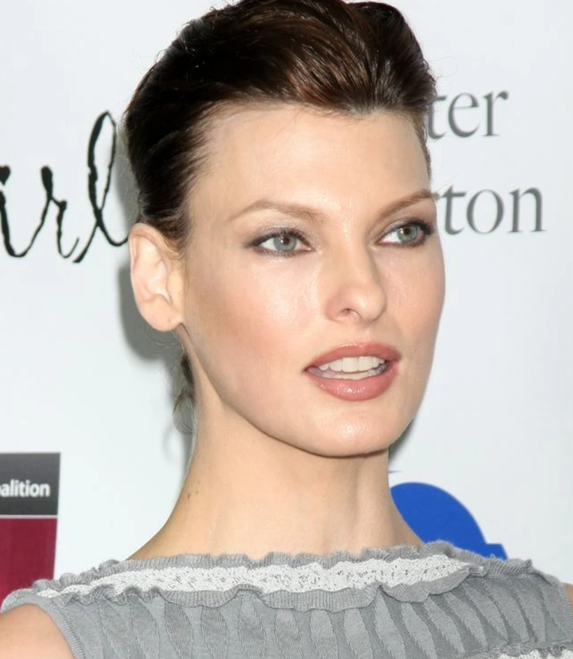 Ünlü süper model lüks evini satıyor; Çatı katı için istediği fiyat olay - Resim: 1