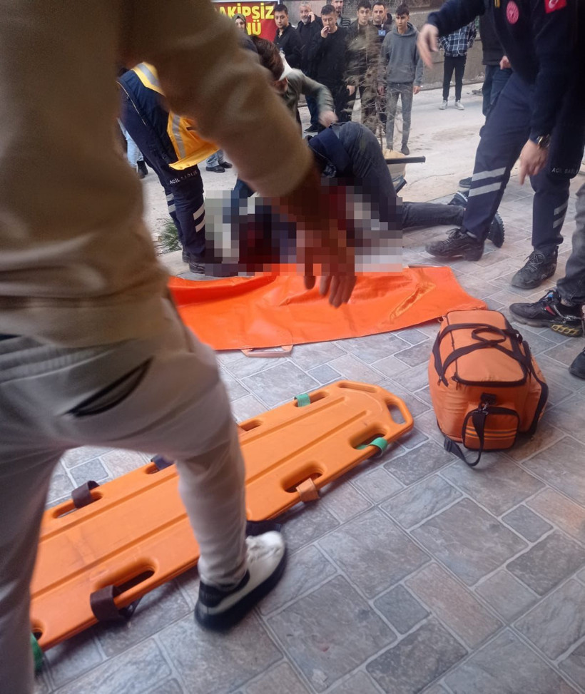 Mardin'de silah ve bıçaklı kavga: 3 yaralı - Resim: 2