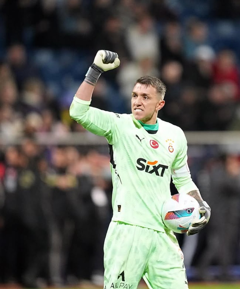 Galatasaray'da 14 yıllık Muslera dönemi bitti; Yeni isim imza atmaya hazır - Resim: 2