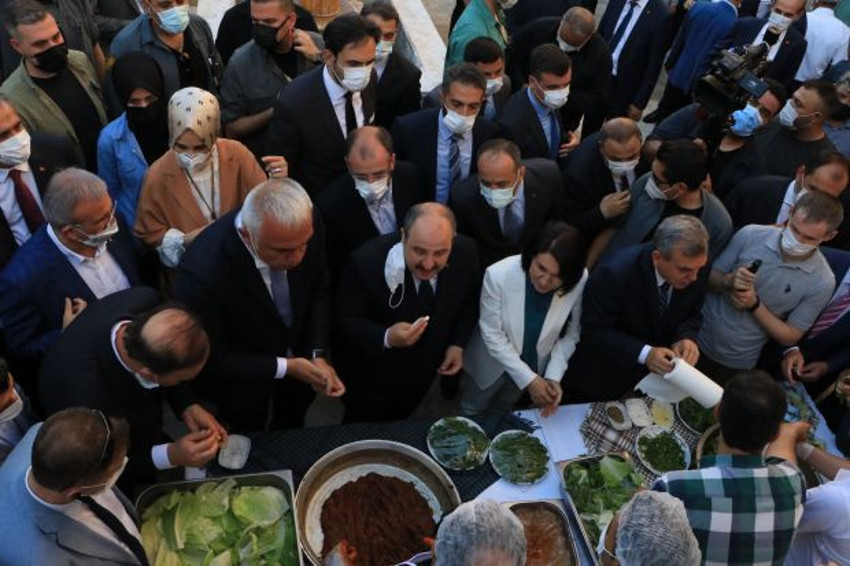 Kültür ve Turizm Bakanı Ersoy: Göbeklitepe yakınında 11 yeni tepe daha keşfedildi - Resim : 1