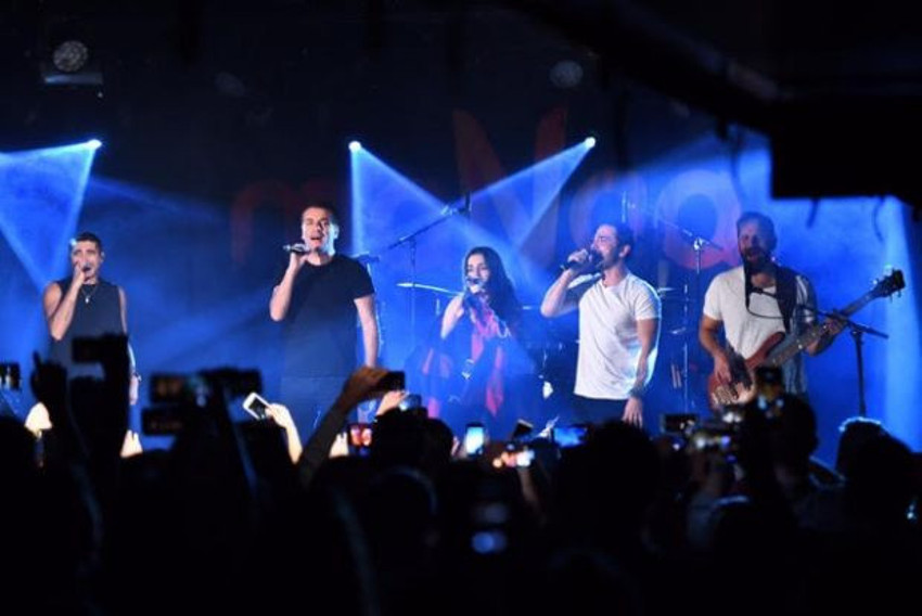 'Baba Parası' ekibinden maNga'ya büyük sürpriz - Resim : 1