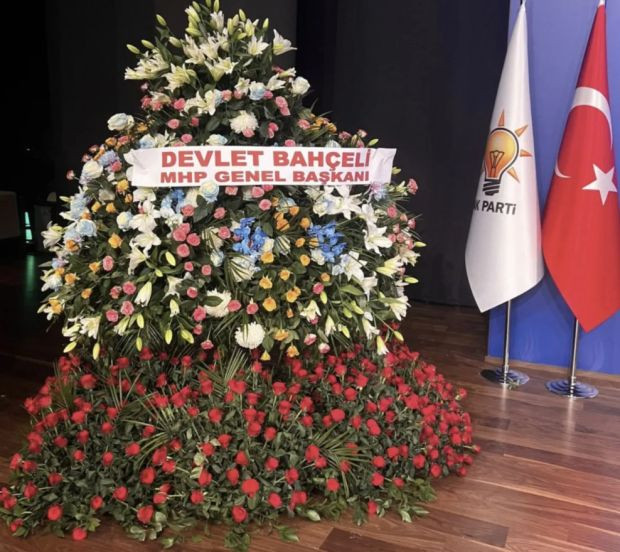 Devlet Bahçeli’den AK Parti’nin 24'üncü yılına özel hediye - Resim : 1