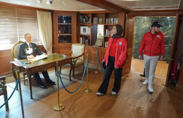 Büyük gurur: Mavi Vatan'ın Muhafızları İstanbul Boğazı'nda... Cumhurbaşkanı Erdoğan Türk donanmasını selamladı - Resim : 4