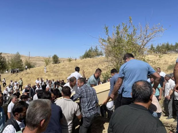 Batman'da bir aile yok olmuştu; 20 g&ouml;zaltı daha... 'Husumet' iddiası konuşuluyor - Resim : 1