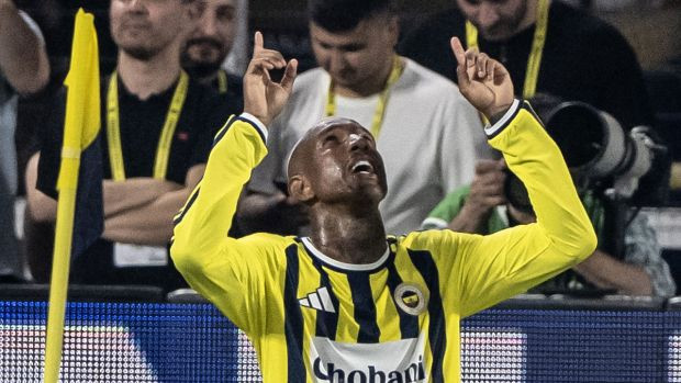 Fenerbahçe, Sturm Graz'ı iki golle yıktı! - Resim : 1