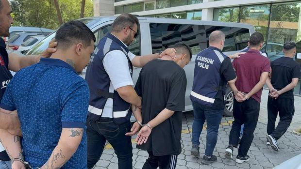 Klip &ccedil;ekiminde t&uuml;fek kullanma operasyonu: Rap&ccedil;i Keskin ve 3 kişi g&ouml;zaltında! - Resim : 1