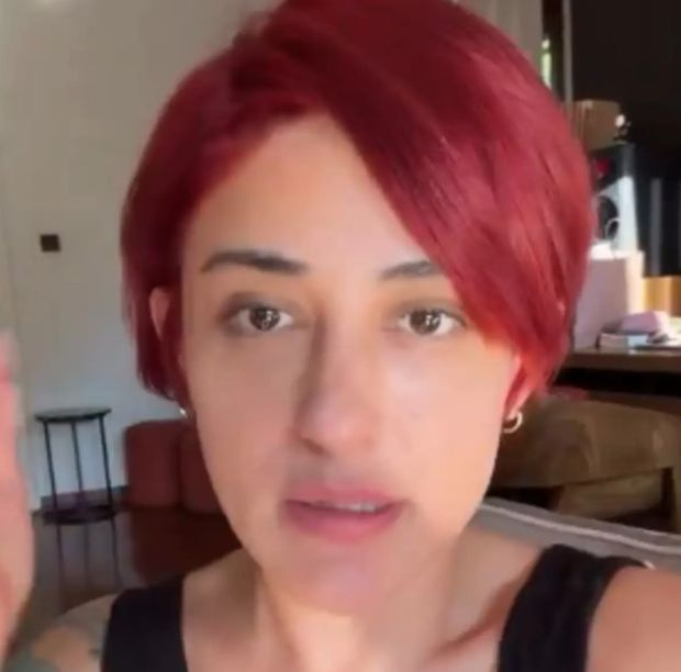 Melek Mosso imaj değiştirdi! Bu defa pek beğenilmedi - Resim : 1