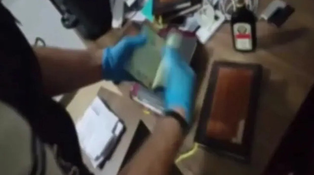 Tiktok yayınlarıyla ağlarına düşürdüler! Yabancı kadınları fuhşa böyle sürüklediler - Resim : 1