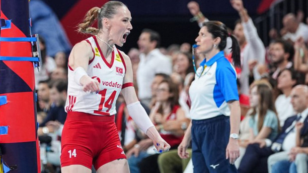 İtalya'yı devirdik! A Milli Kadın Voleybol Takımı, Avrupa şampiyonu oldu - Resim : 1
