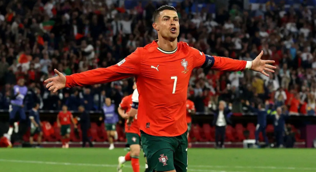 Canlı yayında açıkladı: Cristiano Ronaldo ocak ayında Süper Lig yolcusu! - Resim : 1