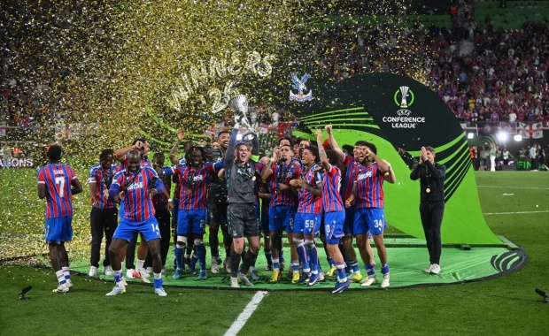 Beşiktaş'ın Avrupa'daki rakibi Crystal Palace'a Brighton'dan soğuk duş! - Resim : 1