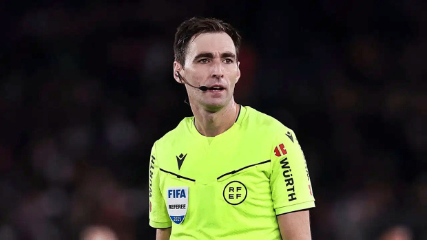 Fenerbahçe'nin Slavia Prag maçını İspanyol hakem yönetecek - Resim : 1