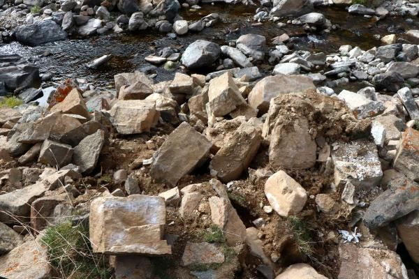 300 yıllık tarihi köprü ortada yok! - Resim: 2