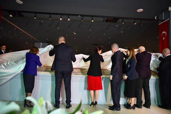 "Çingene Kızı" ziyarete açıldı - Resim: 1