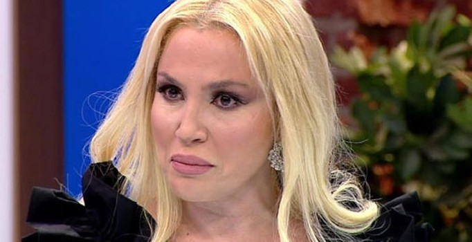 Bülent Ersoy'dan Lerzan Mutlu'ya sert sözler! - Resim: 1