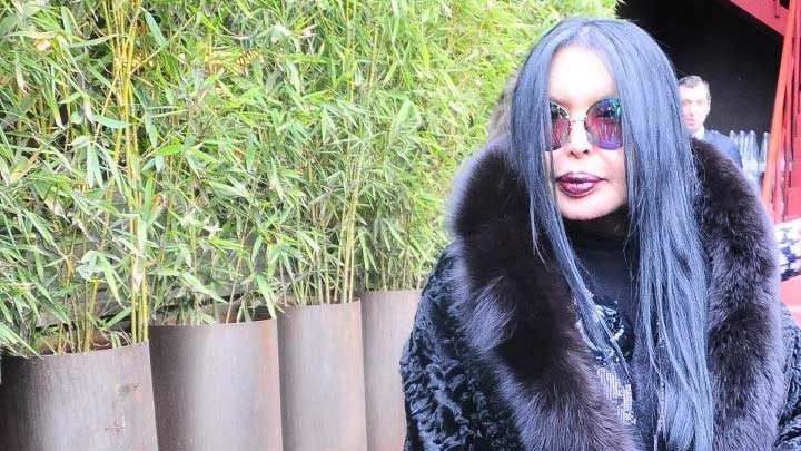 Bülent Ersoy'dan kürk protestosu! "Ciğerlerimi üşütmemem lazım..." - Resim: 4