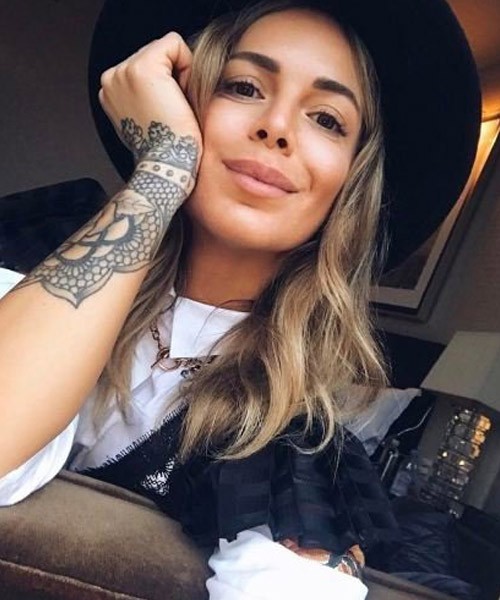 Eliz Sakuçoğlu sonunda isyan etti! Kimsenin peşinden koştuğum yok - Resim: 3