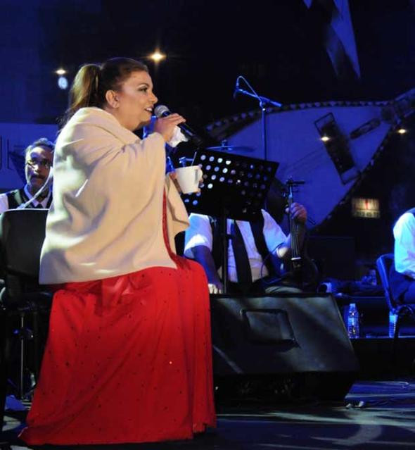 Kibariye sonunda fena patladı: Ben şerefli, namuslu bir kadınım - Resim: 2